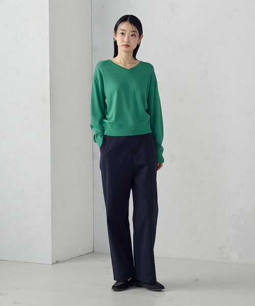 COMME CA ISM（コムサイズム）の「【UVカット・ウォッシャブル】ベーシック 2WAYネックニット（ニット/セーター・レディース・ネイビー/ブラック/アイボリー/グリーン・LARGE/MEDIUM）」の11枚目の写真