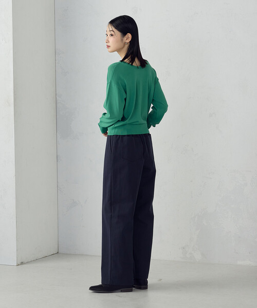 COMME CA ISM（コムサイズム）の「【UVカット・ウォッシャブル】ベーシック 2WAYネックニット（ニット/セーター・レディース・ネイビー/ブラック/アイボリー/グリーン・LARGE/MEDIUM）」の12枚目の写真