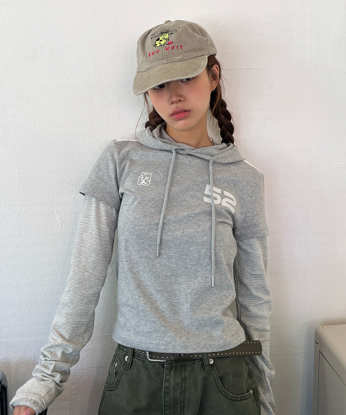 AMESWORLDWIDE(アメスワールドワイド)の「HOODIE LAYERED LONGSLEEVE TEE GREY(Tシャツ/カットソー・レディース・その他・FREE)」の8枚目の写真