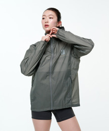LIMELIGHT APPAREL（ライムライトアパレル）の「アスリットリップストップランニングウィンドブレーカー（セージ/グレー）（ナイロンジャケット）」