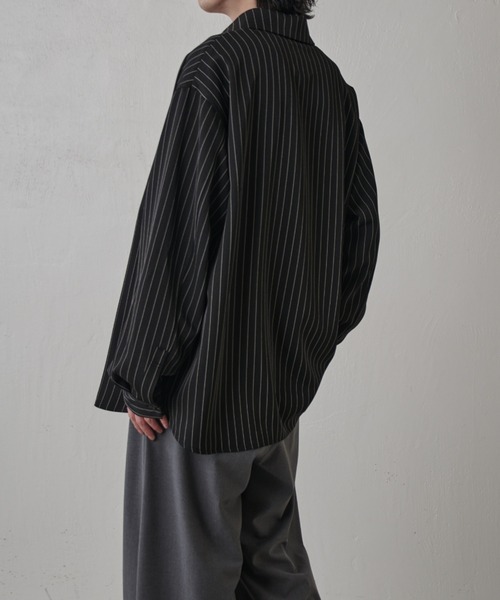 Lui's(ルイス)の「ストライプオーバーシャツブルゾン(シャツ/ブラウス・メンズ・ブラック/グレー系その他/ネイビー・FREE)」の9枚目の写真