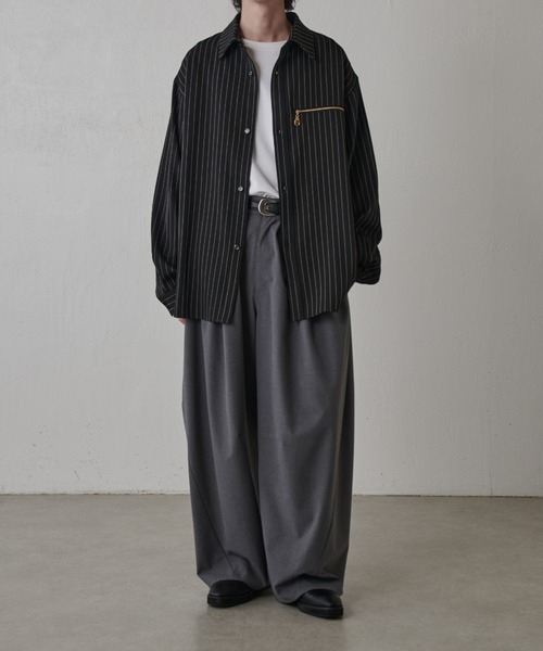 Lui's(ルイス)の「ストライプオーバーシャツブルゾン(シャツ/ブラウス・メンズ・ブラック/グレー系その他/ネイビー・FREE)」の11枚目の写真