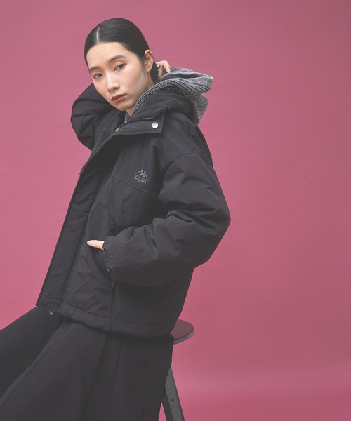 Kappa（カッパ）の「≪Kappa×and ST ウェルネスクラブ≫中綿ブルゾン (ユニセックス)（ブルゾン・レディース・ブラック/アイボリー/ラベンダー・LARGE/MEDIUM/SMALL）」の18枚目の写真