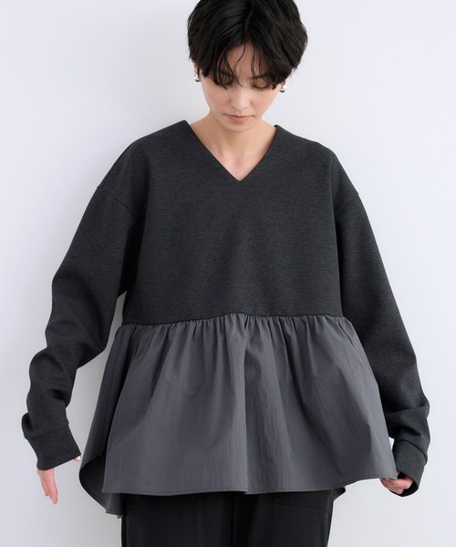 BARNYARDSTORM(バンヤードストーム)の「BARNYARDSTORM / Vネックペプラムプルオーバー / マシンウォッシャブル(Tシャツ/カットソー・レディース・ブラック/ブルー/クリーム/チャコール・FREE)」の6枚目の写真