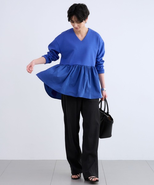 BARNYARDSTORM(バンヤードストーム)の「BARNYARDSTORM / Vネックペプラムプルオーバー / マシンウォッシャブル(Tシャツ/カットソー・レディース・ブラック/ブルー/クリーム/チャコール・FREE)」の10枚目の写真