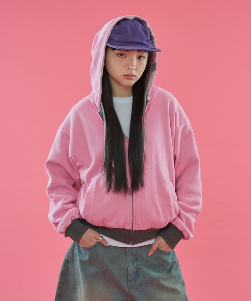 WISH FOR EVER（ウィッシュフォーエバー）の「【 2color / 3size 】REVERSIBLE SWEAT THERMAL ZIP HOODIE / リバーシブルスウェットサーマルジップフーディ（パーカー・メンズ・ピンク/グリーン・MEDIUM/SMALL/LARGE）」の3枚目の写真