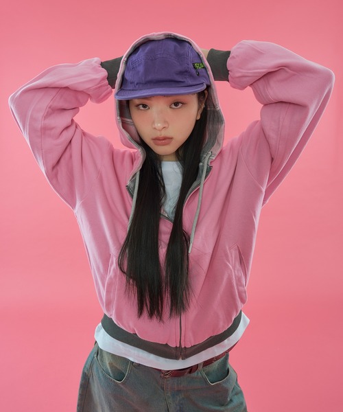 WISH FOR EVER（ウィッシュフォーエバー）の「【 2color / 3size 】REVERSIBLE SWEAT THERMAL ZIP HOODIE / リバーシブルスウェットサーマルジップフーディ（パーカー・メンズ・ピンク/グリーン・MEDIUM/SMALL/LARGE）」の6枚目の写真