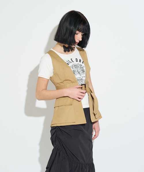 ANNA SUI NYC(アナ スイ エヌ ワイ シー)の「チノVEST(シャツ/ブラウス・レディース・ブラック/ベージュ・FREE)」の12枚目の写真