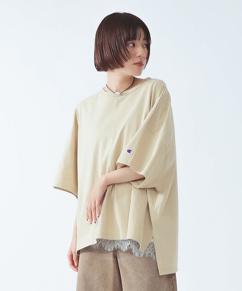 Champion(チャンピオン)の「【8/6 再値下げ】【別注】Champion / ショート スリーブ Tシャツ(Tシャツ/カットソー・レディース・ブルー/ブラック/ホワイト/ベージュ・MEDIUM)」の3枚目の写真