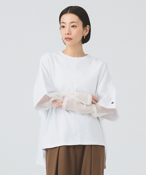 Champion(チャンピオン)の「【8/6 再値下げ】【別注】Champion / ショート スリーブ Tシャツ(Tシャツ/カットソー・レディース・ブルー/ブラック/ホワイト/ベージュ・MEDIUM)」の2枚目の写真
