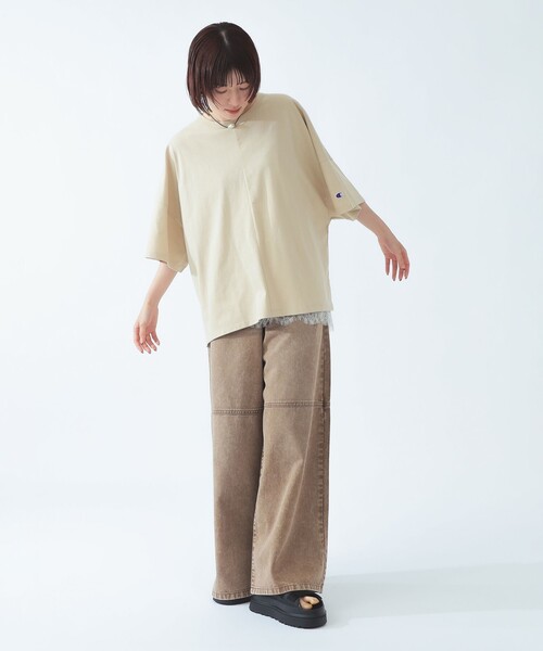 Champion(チャンピオン)の「【8/6 再値下げ】【別注】Champion / ショート スリーブ Tシャツ(Tシャツ/カットソー・レディース・ブルー/ブラック/ホワイト/ベージュ・MEDIUM)」の5枚目の写真