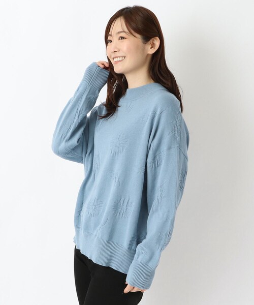 one'sterrace(ワンズテラス)の「花柄ジャカードニットプルオーバー(ニット/セーター・レディース・グレー系その他7/アイボリー系8/ブルー系その他7・02)」の3枚目の写真