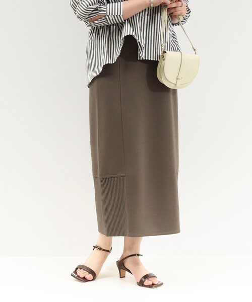 MICO COULIER（ミコクリエ）の「《セットアップ対応》軽量ボンディング切替スカート（スカート・レディース・カーキ/キナリ/ネイビー・36/38）」の2枚目の写真