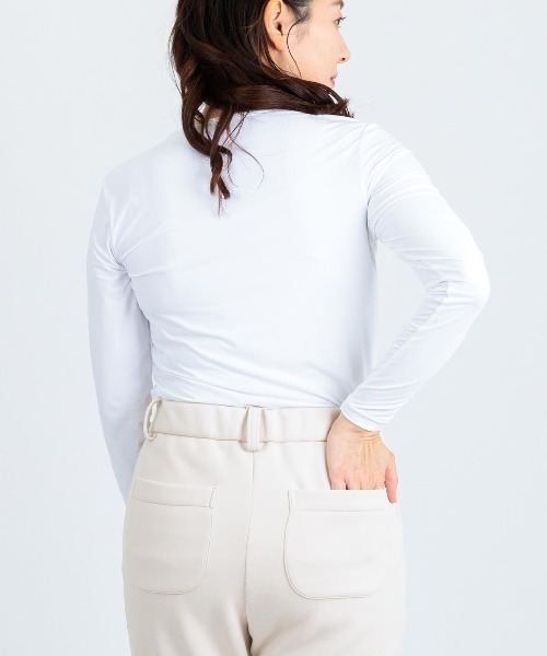 Picone CLUB(ピッコーネクラブ)の「ピコ柄クルーネックUV冷感インナー(Tシャツ/カットソー・レディース・ブラック/ホワイト・13号/11号/9号)」の4枚目の写真