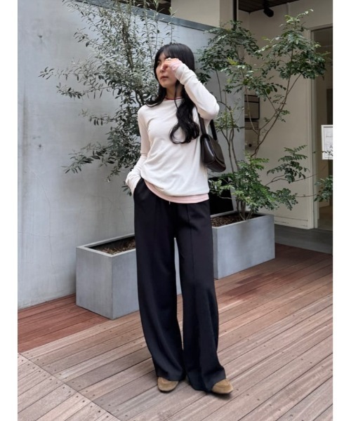 titivate(ティティベイト)の「リラックスセンターシームストレートパンツ(その他パンツ・レディース・ダークブラウン/ベージュ/ブラック・L/M/S/SP)」の5枚目の写真