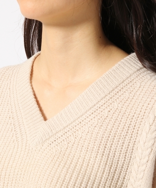 GLOBAL WORK（グローバルワーク）の「7ゲージイタリアVネックプルオーバー長袖/709787（ニット/セーター・レディース・ダークグレー/ネイビー/ベージュ/ライトブルー/ホワイト系その他・MEDIUM/SMALL/LARGE）」の10枚目の写真