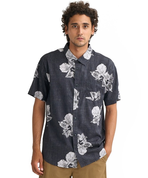 BILLABONG(ビラボン)の「BILLABONG/ビラボン 半袖 シャツ 花柄 BG011128(シャツ/ブラウス・メンズ・ブラック×ホワイト・L/M)」の2枚目の写真