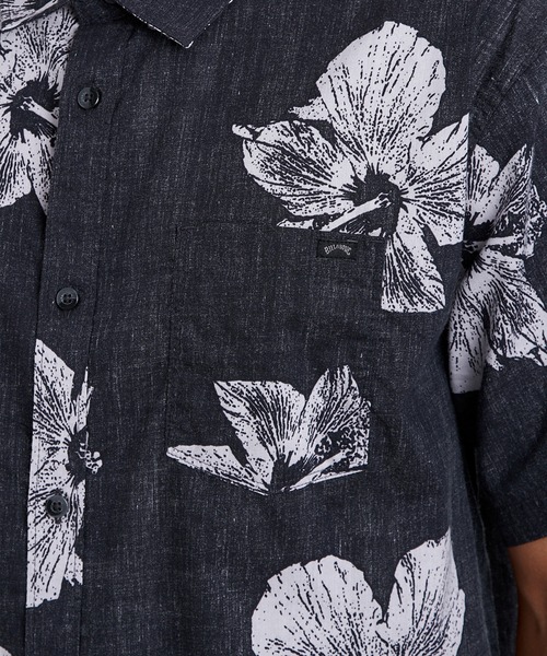 BILLABONG(ビラボン)の「BILLABONG/ビラボン 半袖 シャツ 花柄 BG011128(シャツ/ブラウス・メンズ・ブラック×ホワイト・L/M)」の5枚目の写真