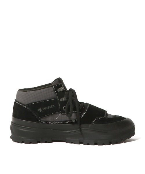 VANS（バンズ）の「VANS / MTE MOUNTAIN MID GORE-TEX INSULATED（スニーカー・メンズ・ブラック・10.5）」の2枚目の写真