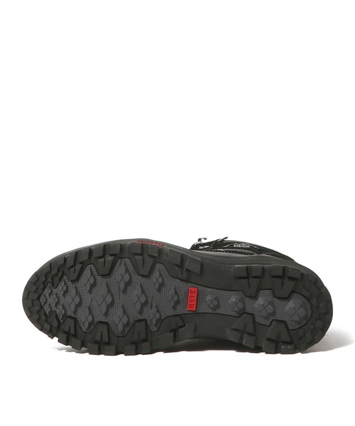 VANS（バンズ）の「VANS / MTE MOUNTAIN MID GORE-TEX INSULATED（スニーカー・メンズ・ブラック・10.5）」の4枚目の写真
