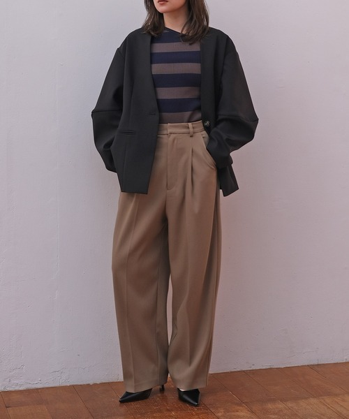 AKTE（アクテ）の「テーパードボリュームパンツ（その他パンツ・レディース・ネイビー/カーキ系・2T/2/1）」の21枚目の写真