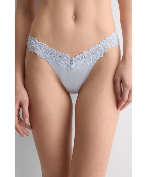 Intimissimi(インティミッシミ)の「Silky Flowers シルク&レース エイティーズスタイル ブラジリアンショーツ【リミテッドエディション】(ショーツ・レディース・ベージュ/ライトブルー・L/M/S)」の2枚目の写真