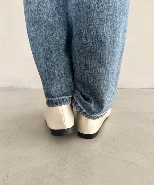 MYMOOD.(マイムード)の「ビジュースクエアトゥパンプス ローヒールパンプス 軽量 セカンドシューズにおすすめ 結婚式 オケージョン パーティー お呼ばれ(バレエシューズ・レディース・ブラック/アイボリー・23.5cm/24.5cm)」の8枚目の写真