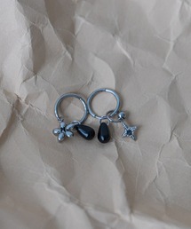 VACANCY（ヴァカンシー）の「アッセンブルシャイニーフラワービアス（ピアス（両耳用））」