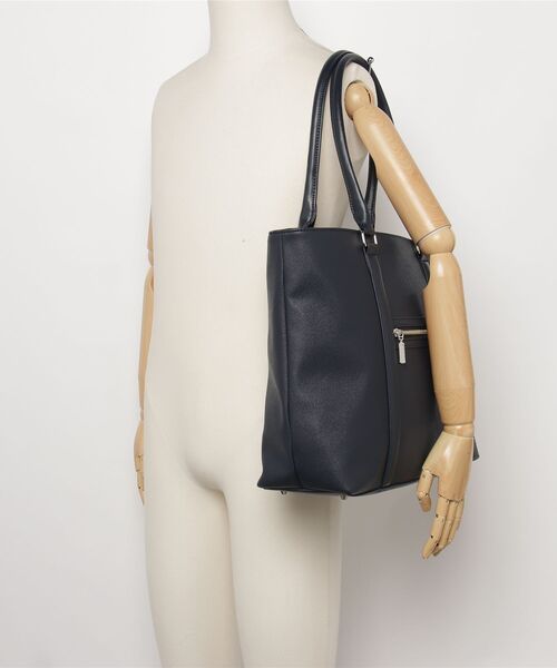 Perfect Suit FActory（パーフェクトスーツファクトリー）の「前ポケット　ビジネストートバッグ　ブラック/ネイビー（ビジネスバッグ・メンズ・ブラック・FREE）」の15枚目の写真