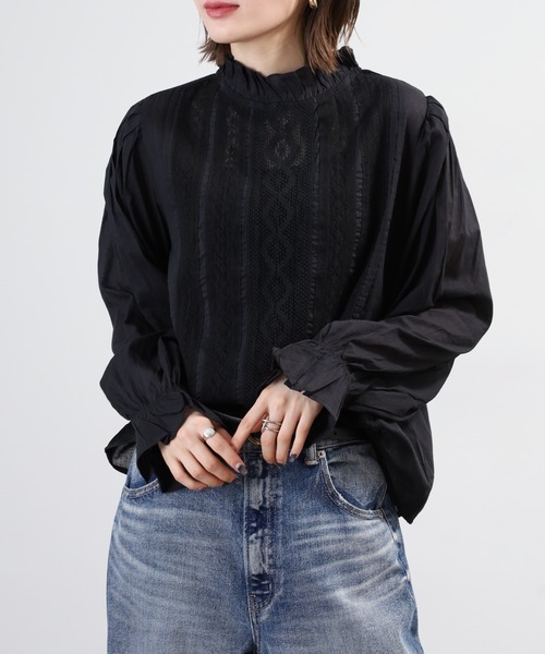 OMNES(オムネス)の「コットンボイル フロントレース 袖ボリュームプルオーバー 長袖(シャツ/ブラウス・レディース・ブラック/ブルー・FREE)」の3枚目の写真