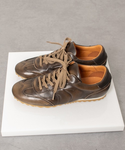 inter-chaussures(インターショシュール)の「【ANGEL ALARCON】ロープロファイルスニーカー(D65001)(スニーカー・レディース・ベージュ/ダークブラウン・36/38/39/37)」の1枚目の写真