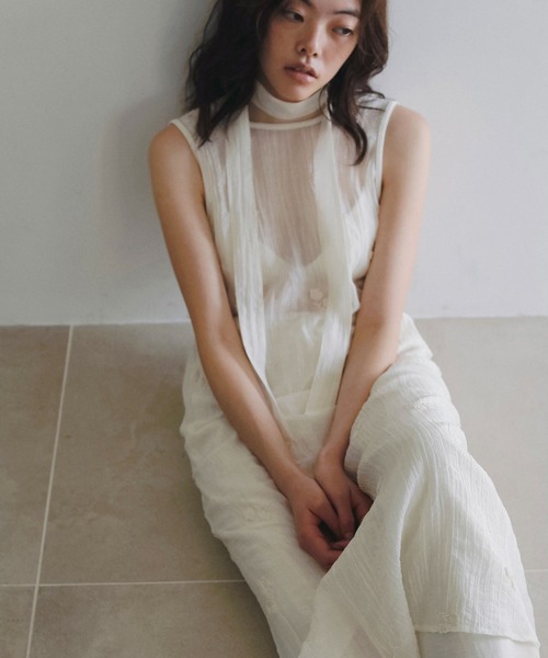 anuke（アンヌーク）の「Embroidery Sleeveless Onepiece（ワンピース・レディース・ブラック/アイボリー・38inch/36inch）」の2枚目の写真