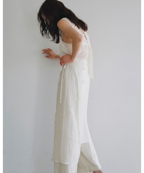 anuke（アンヌーク）の「Embroidery Sleeveless Onepiece（ワンピース・レディース・ブラック/アイボリー・38inch/36inch）」の18枚目の写真