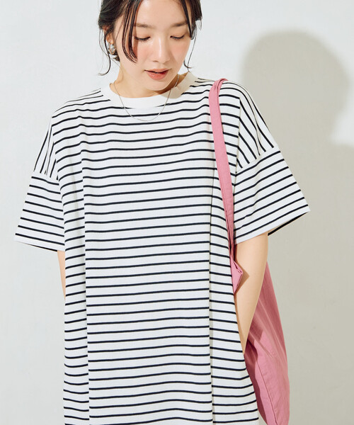 FREAK'S STORE(フリークスストア)の「限定展開 USAコットン ビッグシルエット Tシャツワンピース(ワンピース・レディース・ブラウン/レッド/ストライプ/ネイビー/オリーブ/ブラック/ブルー/オフホワイト・MEDIUM/SMALL)」の8枚目の写真