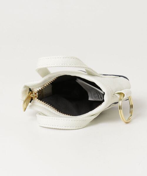 Carhartt(カーハート)の「【Carhartt WIP】MINI TOTE BAG KEYCHAIN(キーホルダー・メンズ・ブラウン/ナチュラル・ONE SIZE)」の7枚目の写真