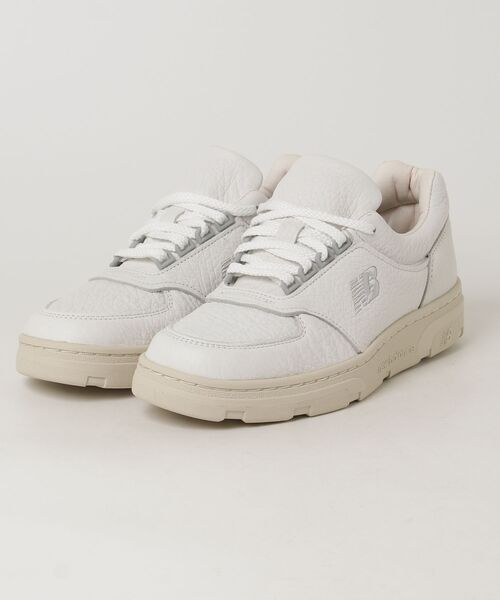 NEW BALANCE(ニューバランス)の「UADW WHI(スニーカー・メンズ・ホワイト・27.5cm/27.0cm/26.0cm)」の1枚目の写真