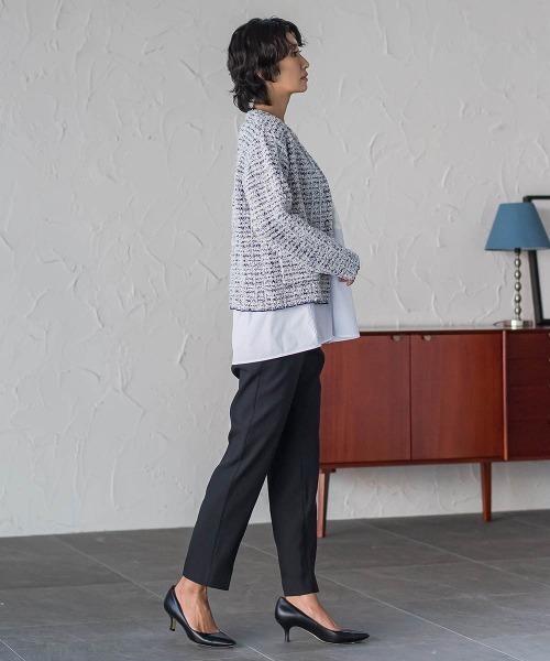 la.f…（ラエフ）の「【WEB限定】“美脚デニム見え”裾スリットテーパードパンツ（その他パンツ・レディース・ダークネイビー/ブラック・7号/9号）」の22枚目の写真