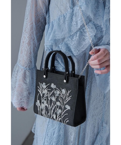 niana(ニアナ)の「ボタニカル刺繍ラメハンドバッグ パーティーバッグ ミニ ショルダー 結婚式 二次会 成人式 同窓会 お呼ばれ フォーマル オケージョン(ハンドバッグ・レディース・ブラック/シルバー/ベージュ・FREE)」の8枚目の写真