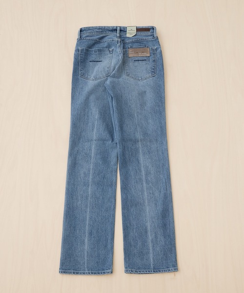 YANUK（ヤヌーク）の「[YANUK/ヤヌーク]ANNETTE(Slim Straight) FUB（デニムパンツ・レディース・ライトブルー・23/24/25/26）」の16枚目の写真
