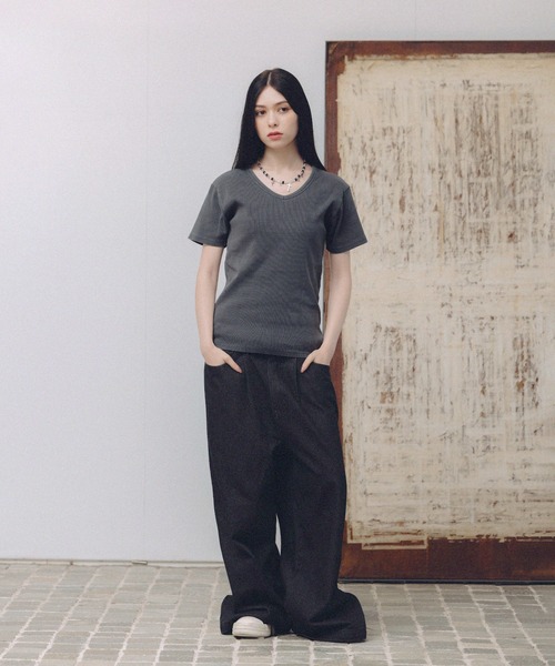 MSG(エムエスジー)の「Buyer's Select/ ピグメント加工テレコジャストフィットVネックT(Tシャツ/カットソー・メンズ・チャコール/ブラウン・L/M/S)」の7枚目の写真