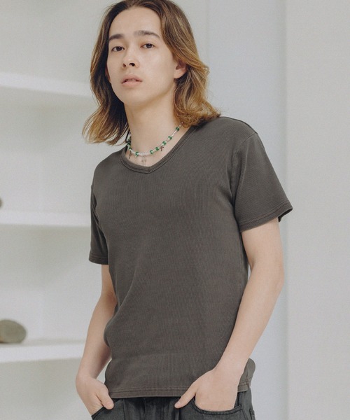 MSG(エムエスジー)の「Buyer's Select/ ピグメント加工テレコジャストフィットVネックT(Tシャツ/カットソー・メンズ・チャコール/ブラウン・L/M/S)」の11枚目の写真