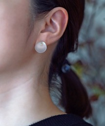 ピアス マユ