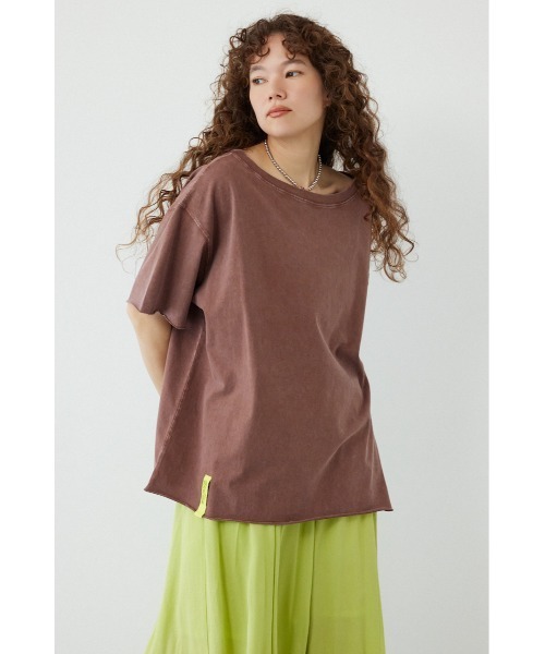 RODEO CROWNS WIDE BOWL(ロデオクラウンズワイドボウル)の「ピグメントルーズオフショルTシャツ(Tシャツ/カットソー・レディース・ブラウン/オフホワイト/チャコールグレー/ライトピンク・FREE)」の3枚目の写真