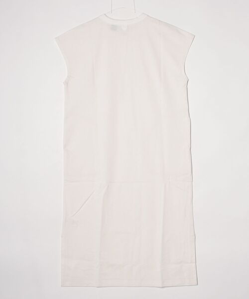 NANGA（ナンガ）の「ECOHYBRID NO SLEEVE ONEPIECE（ワンピース・レディース・ホワイト・S/M/L）」の2枚目の写真