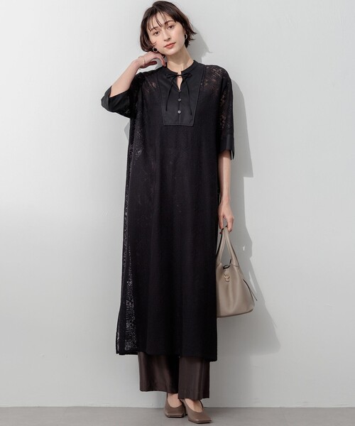 23区 L(ニジュウサンクオオキイサイズ)の「クールタッチタフタ ワイドパンツ(その他パンツ・レディース・黄土色系/グレー系/ダークブラウン系・44/46/48/50)」の11枚目の写真