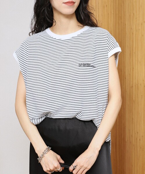 Firsthand(ファーストハンド)の「MA Firsthand/マ ファーストハンド ピンボーダー フレンチスリーブ Tシャツ/ PIN BORDER FRENCH SLEEVE TEE(Tシャツ/カットソー・レディース・ブラック/ネイビー/ホワイト・FREE)」の8枚目の写真