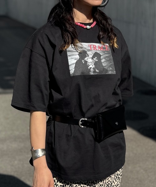 SIDEWAY STANCE（サイドウェイスタンス）の「【IMOKO】フォトプリント 半袖Tシャツ（Tシャツ/カットソー・レディース・ホワイト系2/ブラック/ブラック系2/ホワイト系1/ホワイト系/ブラック系/ブラック系1/ホワイト・LARGE/SMALL/MEDIUM）」の11枚目の写真