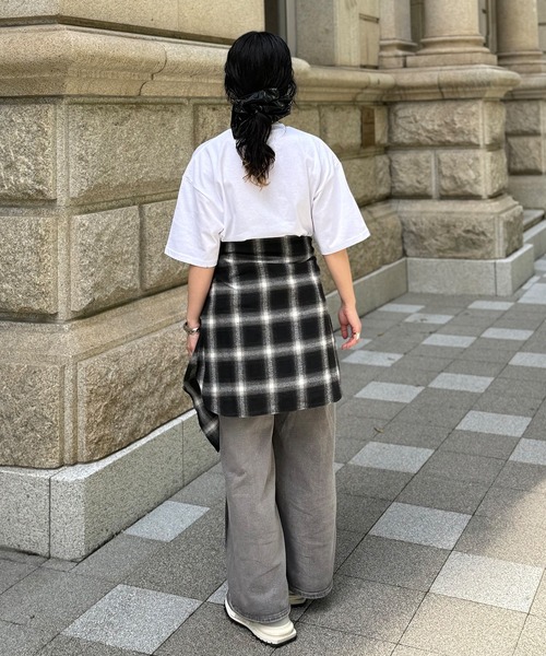 SIDEWAY STANCE（サイドウェイスタンス）の「【IMOKO】フォトプリント 半袖Tシャツ（Tシャツ/カットソー・レディース・ホワイト系2/ブラック/ブラック系2/ホワイト系1/ホワイト系/ブラック系/ブラック系1/ホワイト・LARGE/SMALL/MEDIUM）」の20枚目の写真