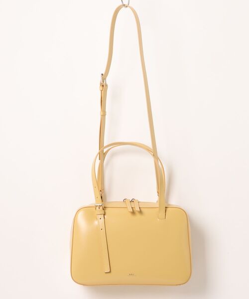 A.P.C.(アーペーセー)の「SAC VIRGINIE BOX(ハンドバッグ・レディース・イエロー・ONESIZE)」の8枚目の写真
