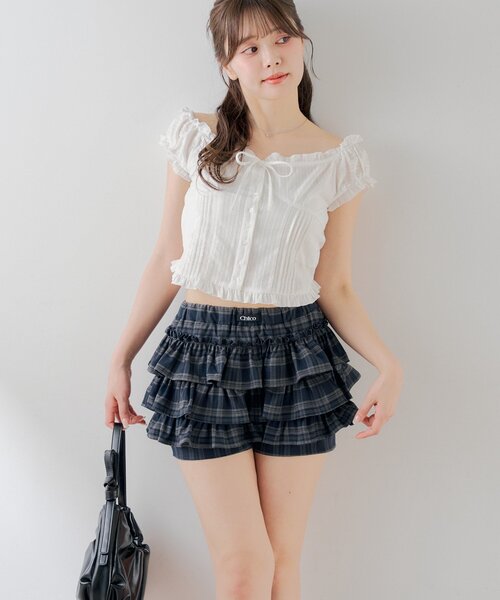 Chico(チコ)の「レイヤードティアードショートパンツ(その他パンツ・レディース・ベージュ系その他2/ブルー系その他2/ホワイト・FREE)」の8枚目の写真